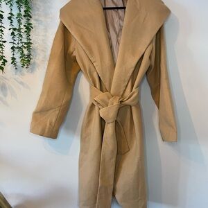 VENUS Classic Tan Trench Coat